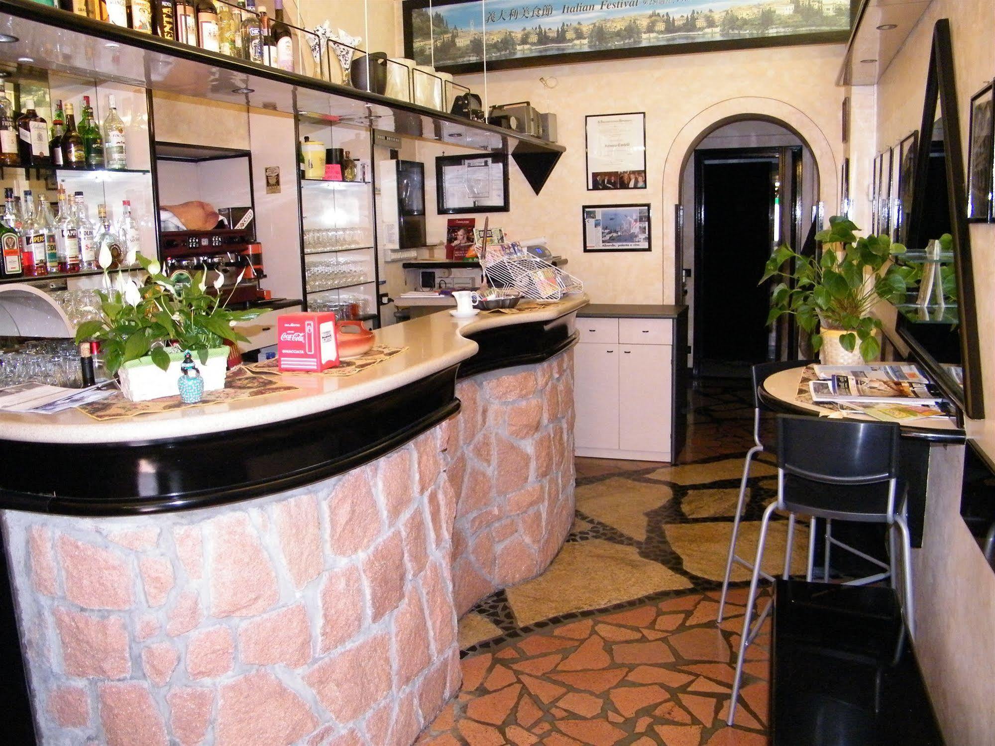 Hotel Montecodeno Varenna Dış mekan fotoğraf